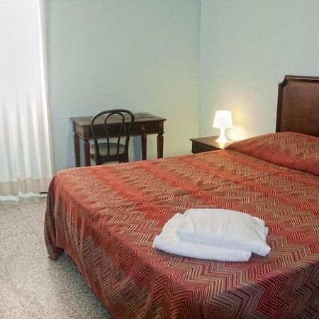 טרצ'ינה Residence Riva Gaia מראה חיצוני תמונה