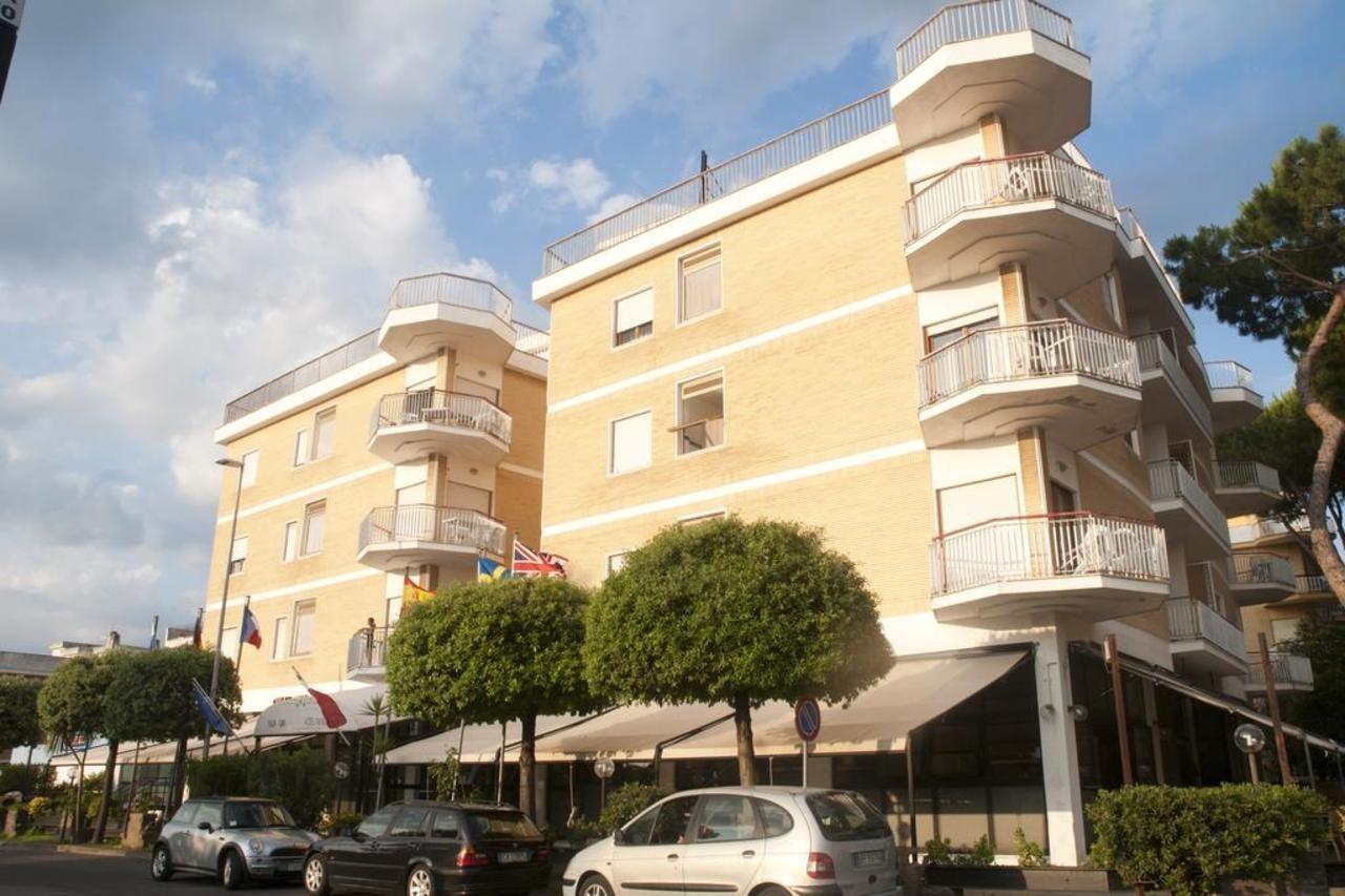 טרצ'ינה Residence Riva Gaia מראה חיצוני תמונה